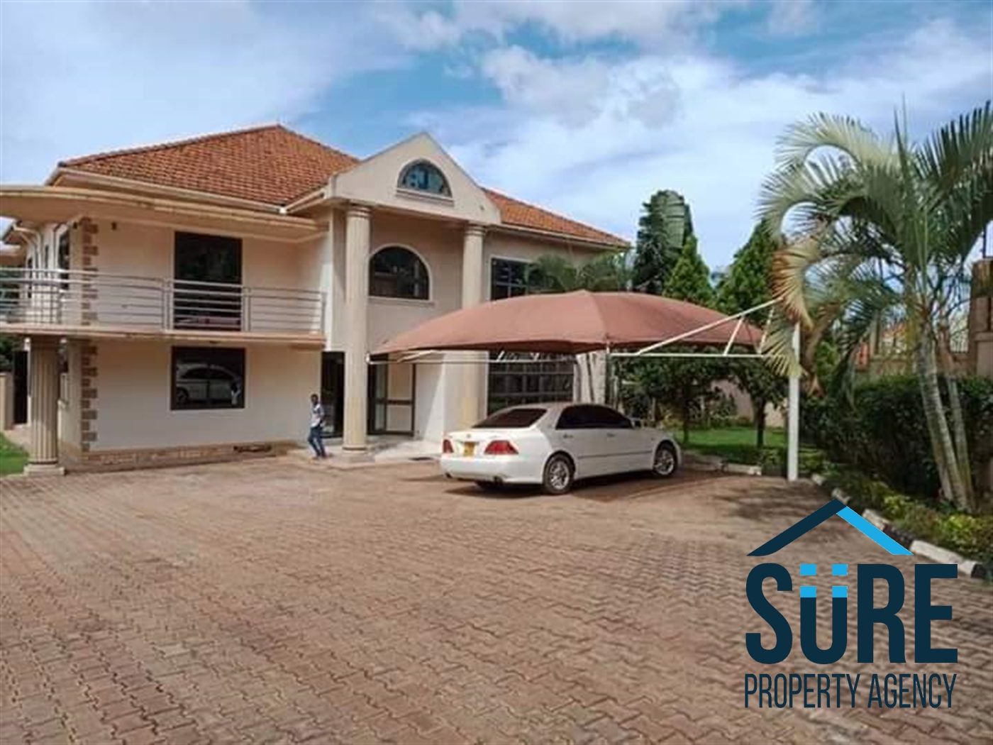 Mansion for sale in Muyenga Kampala