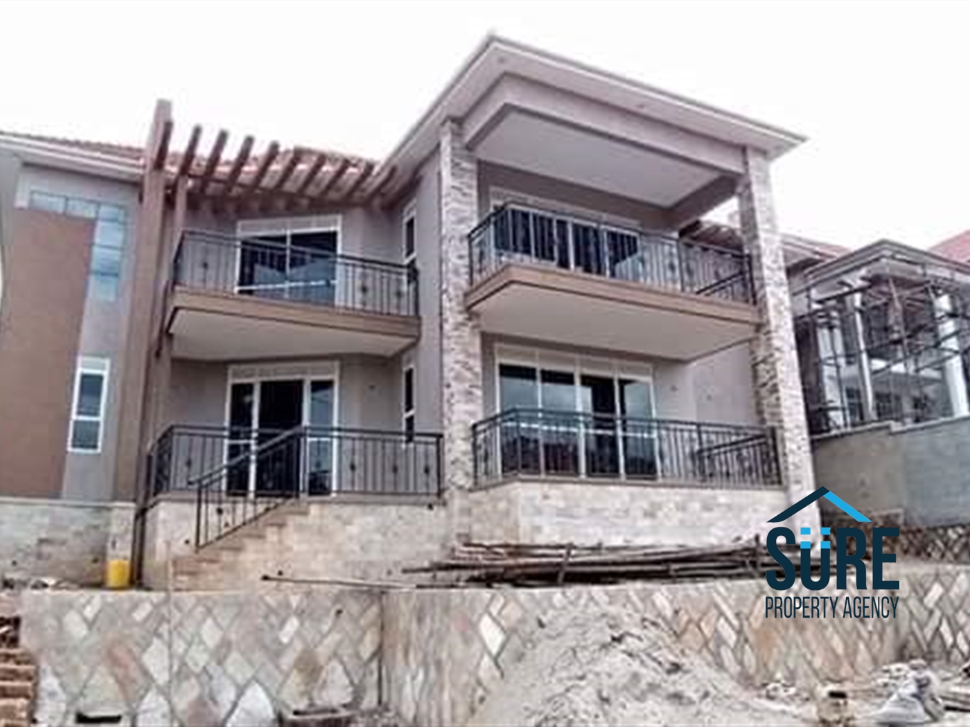 Mansion for sale in Kiwaatule Kampala