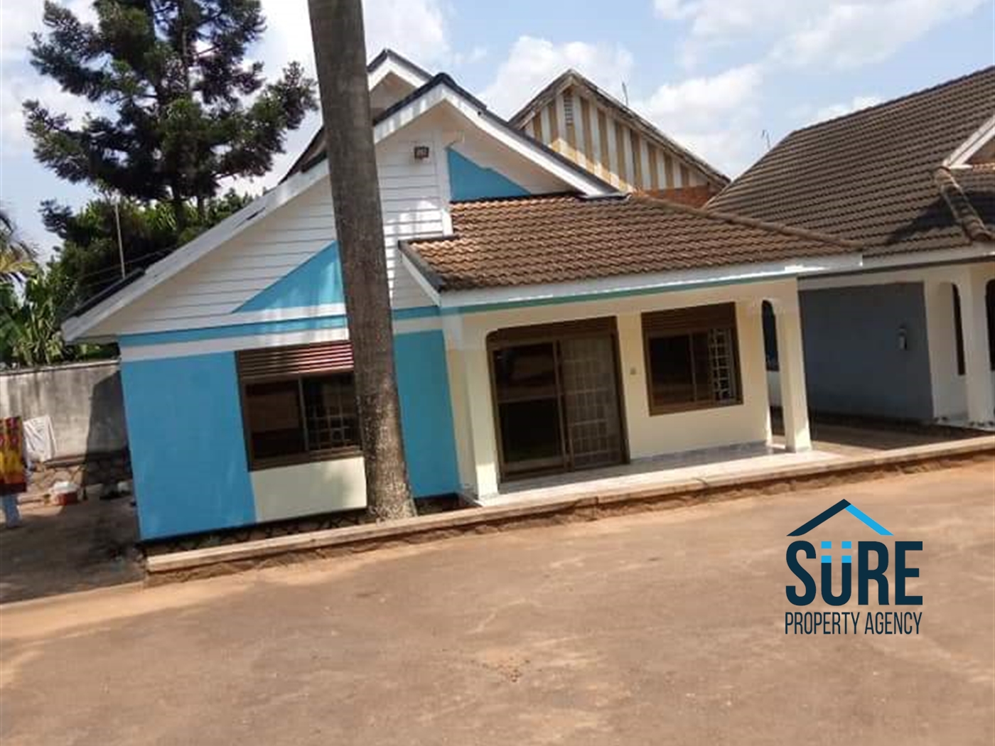 Bungalow for rent in Muyenga Kampala