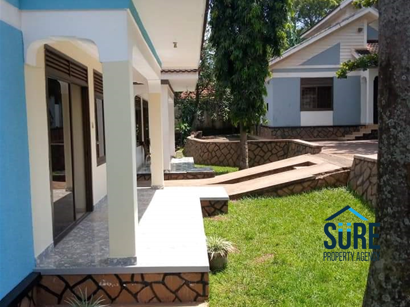 Bungalow for rent in Muyenga Kampala