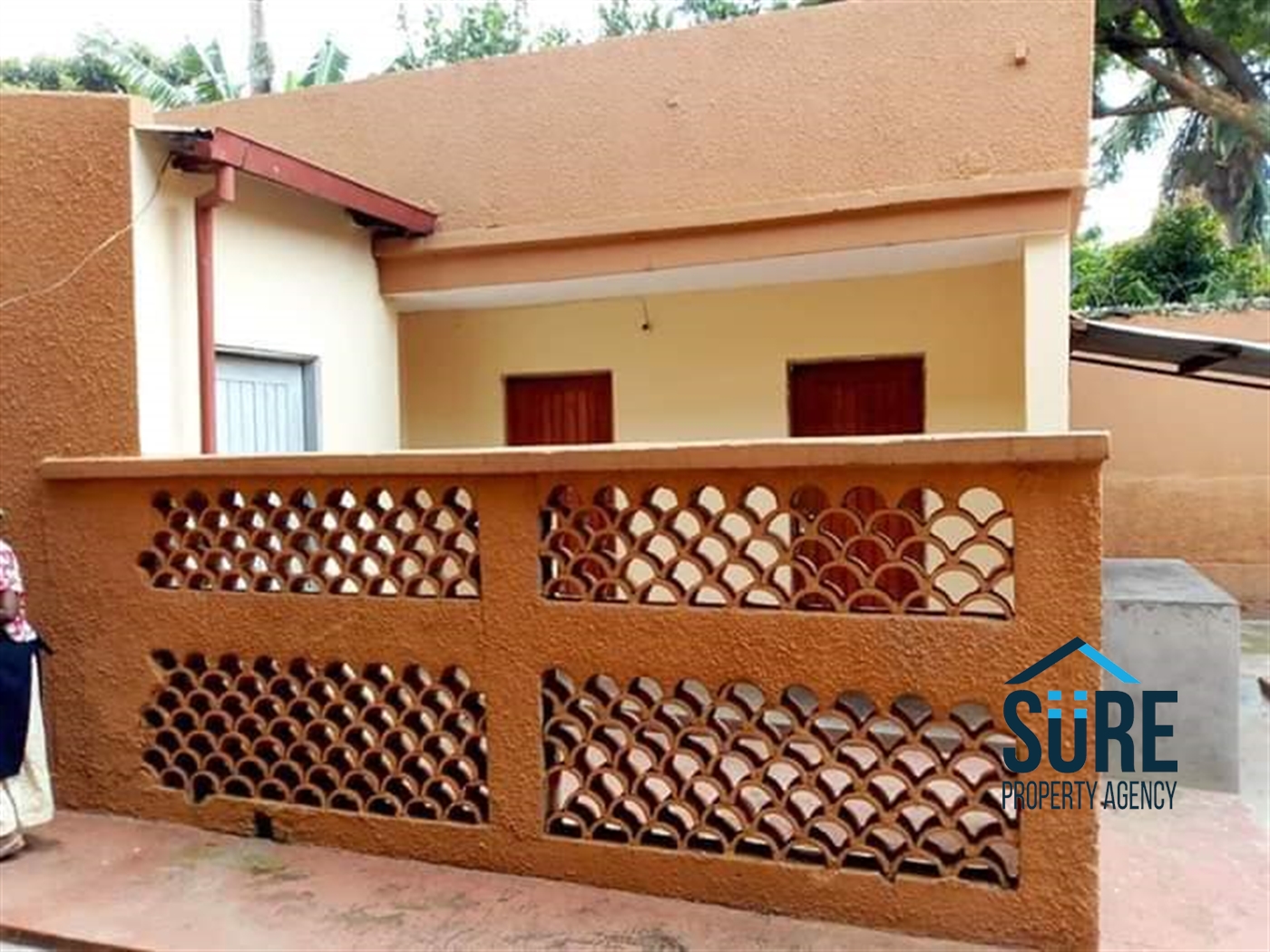 Mansion for rent in Kisugu Kampala