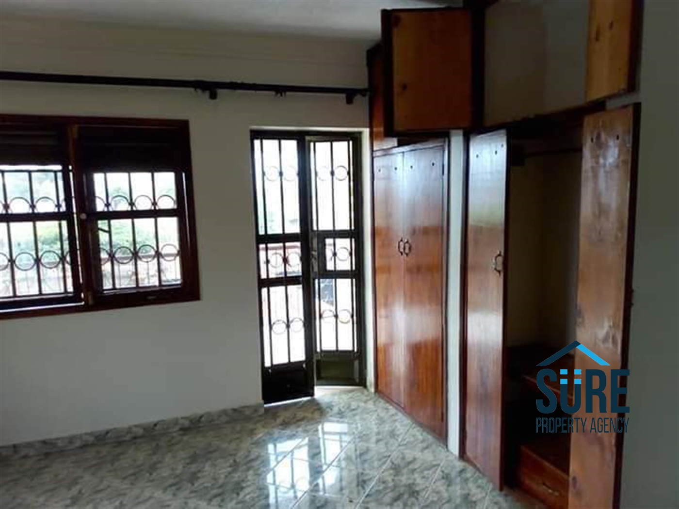 Mansion for rent in Kisugu Kampala