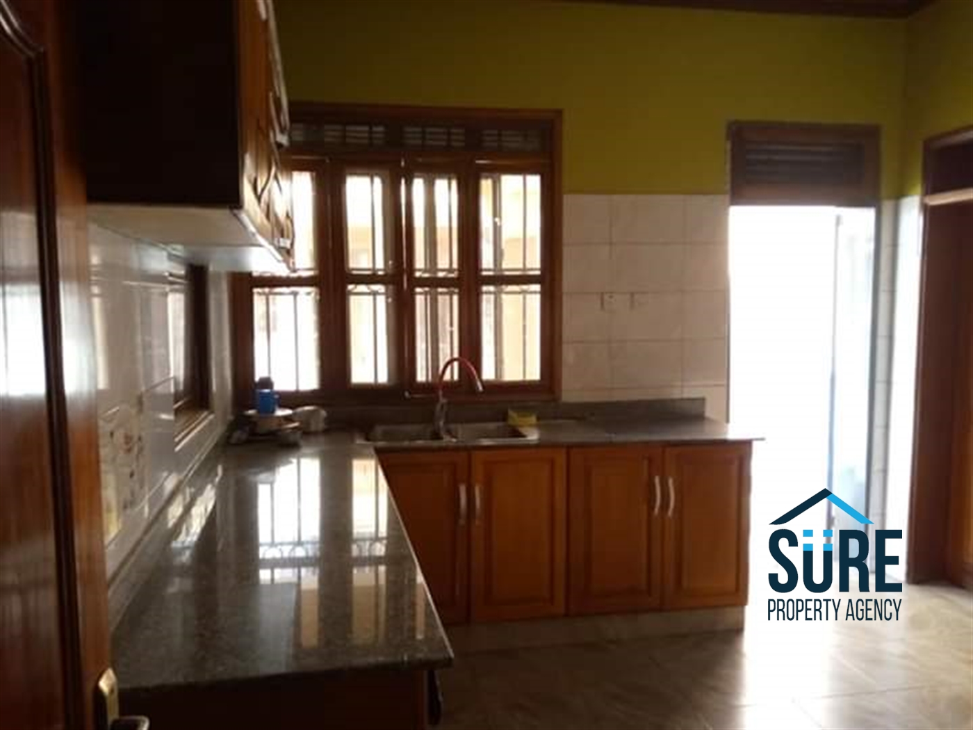 Bungalow for rent in Luzira Kampala