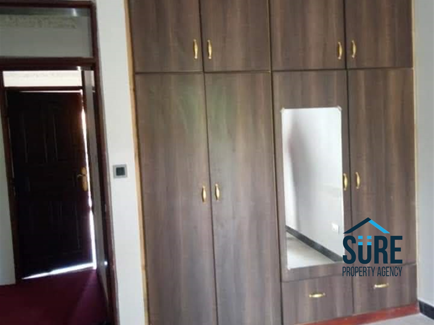 Duplex for rent in Muyenga Kampala