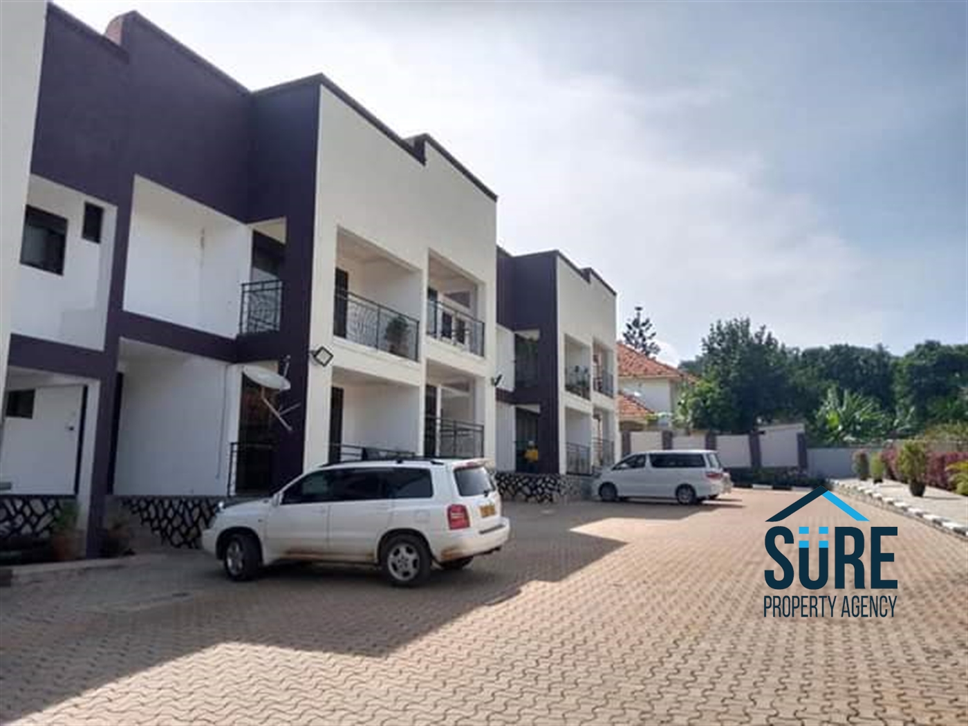 Duplex for rent in Muyenga Kampala