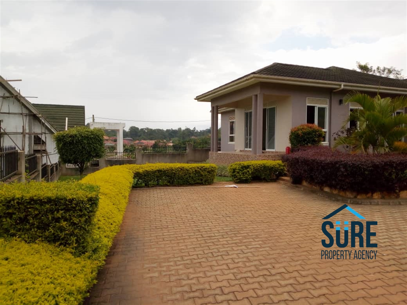 Bungalow for rent in Kira Wakiso