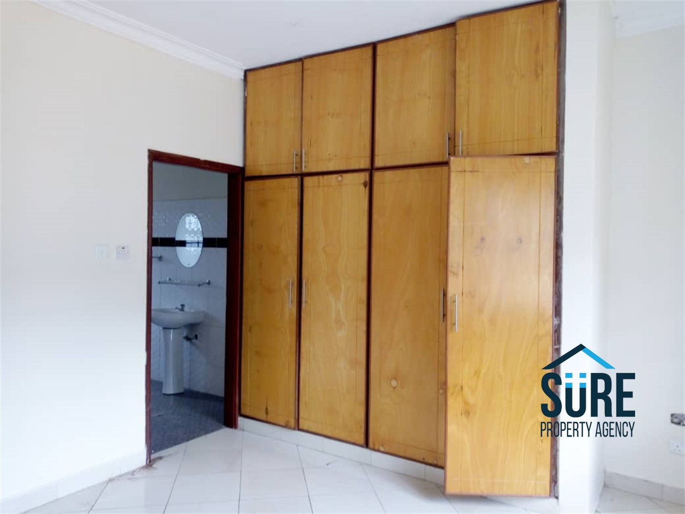 Semi Detached for rent in Najjera Wakiso