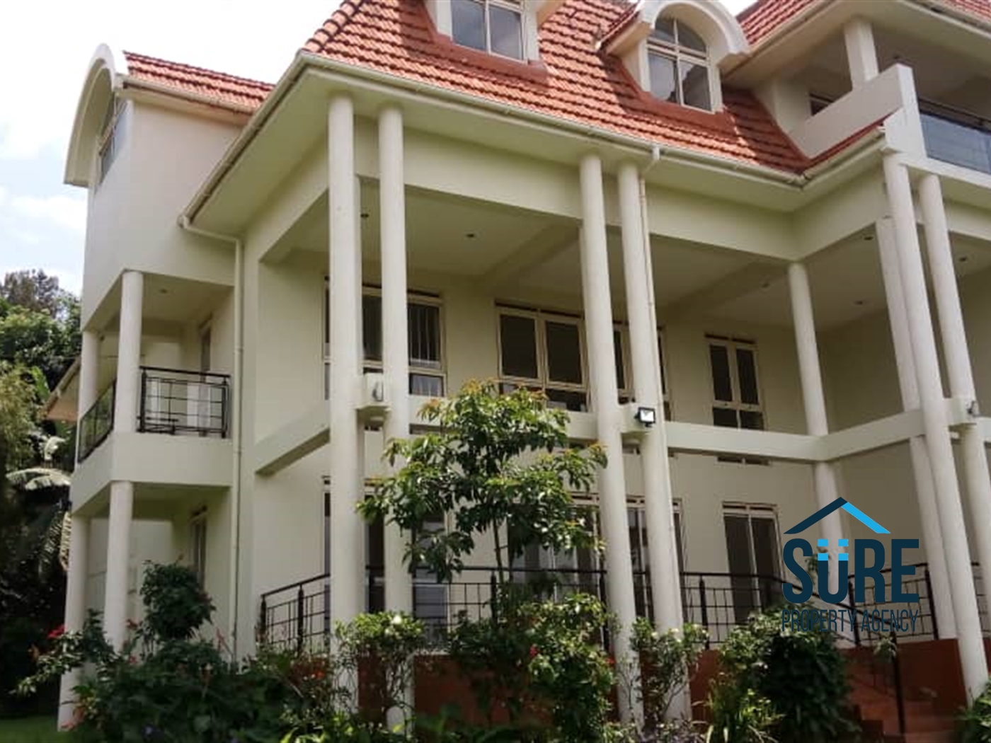 Duplex for rent in Naguru Kampala