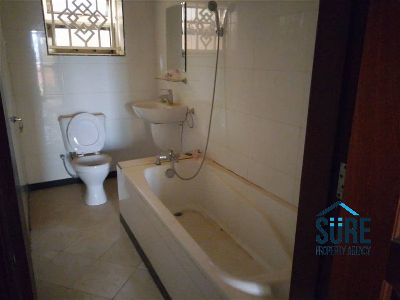 Semi Detached for rent in Najjera Wakiso