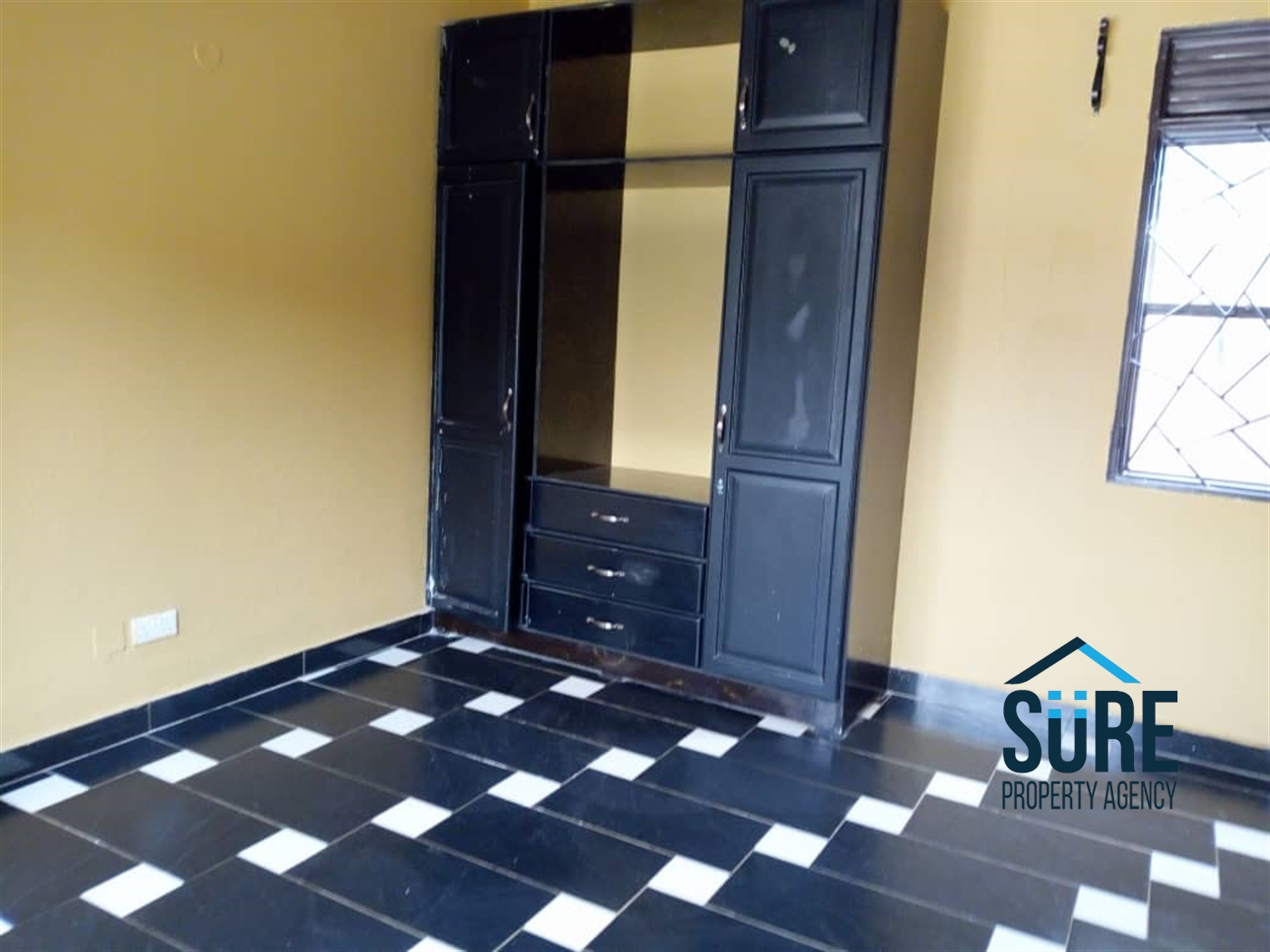 Semi Detached for rent in Najjera Wakiso