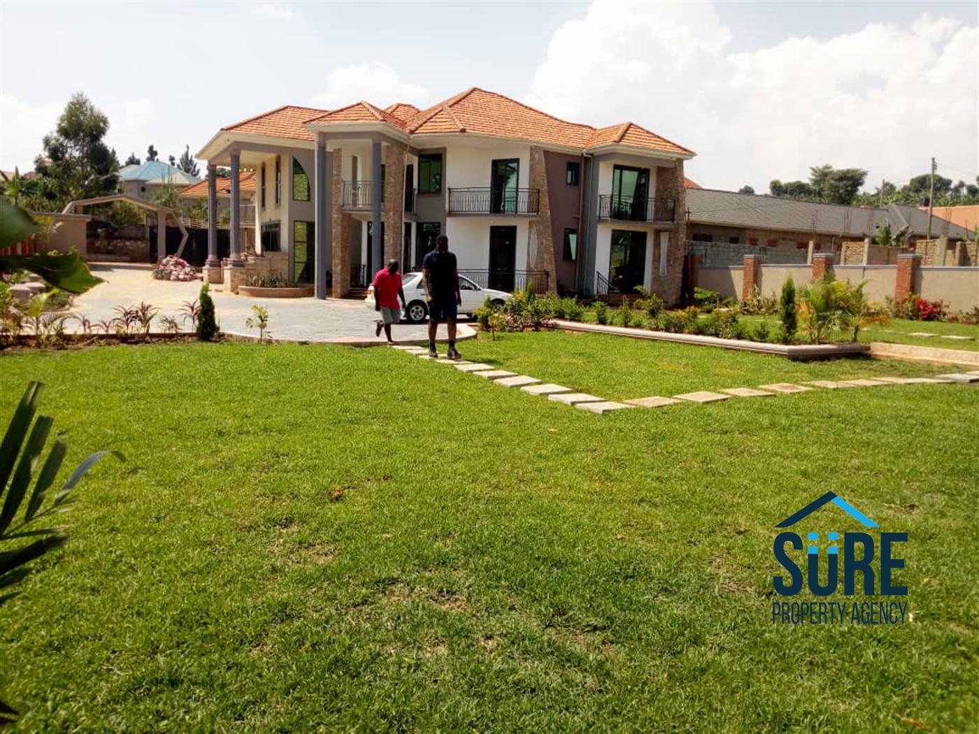 Storeyed house for sale in Kira Wakiso