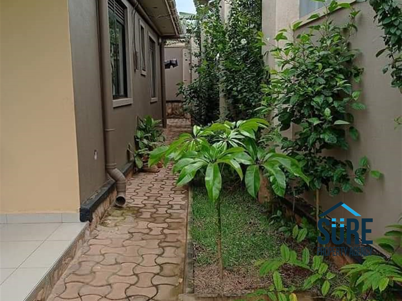 Duplex for rent in Najjera Wakiso