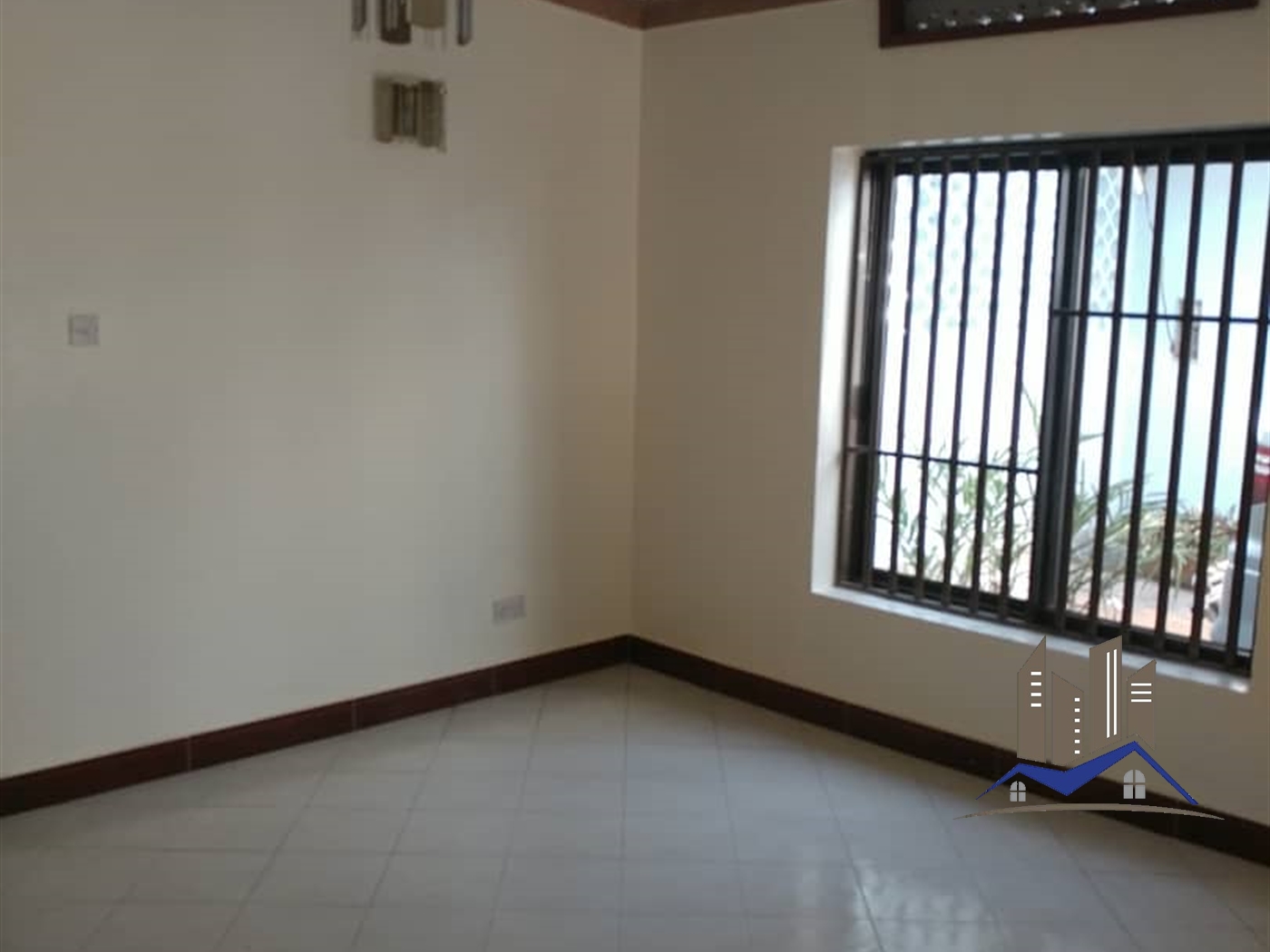 Bungalow for rent in Kololo Kampala