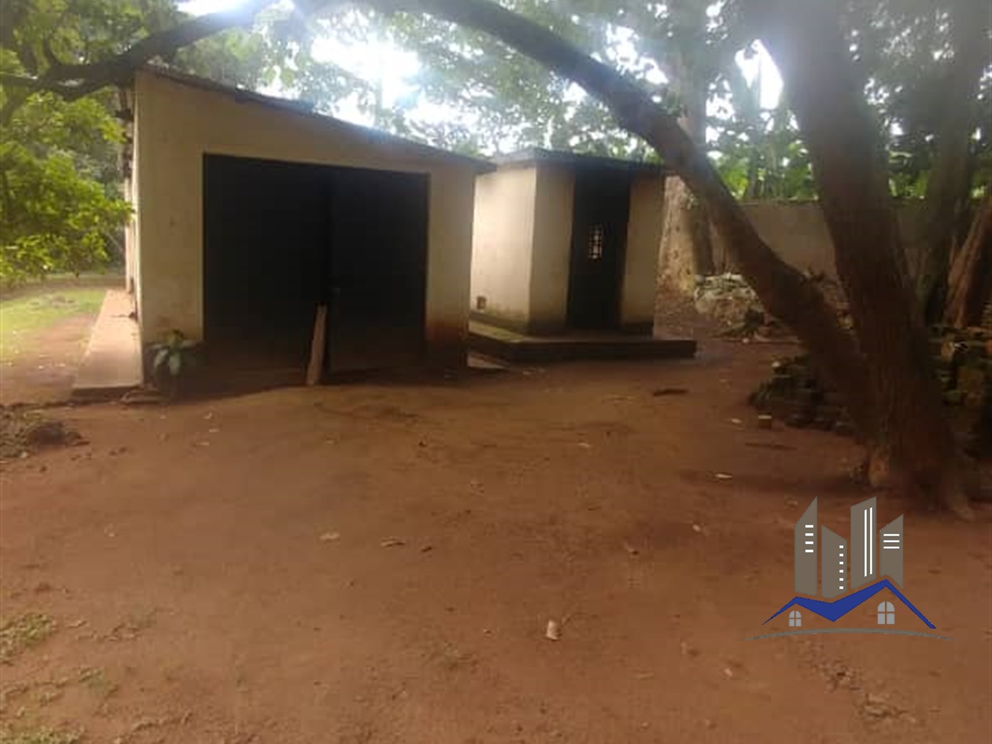 Commercial Land for sale in Bugoloobi Kampala