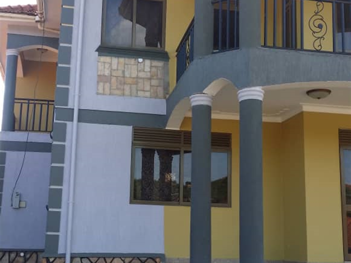 Maisonette for sale in Seguku Kampala