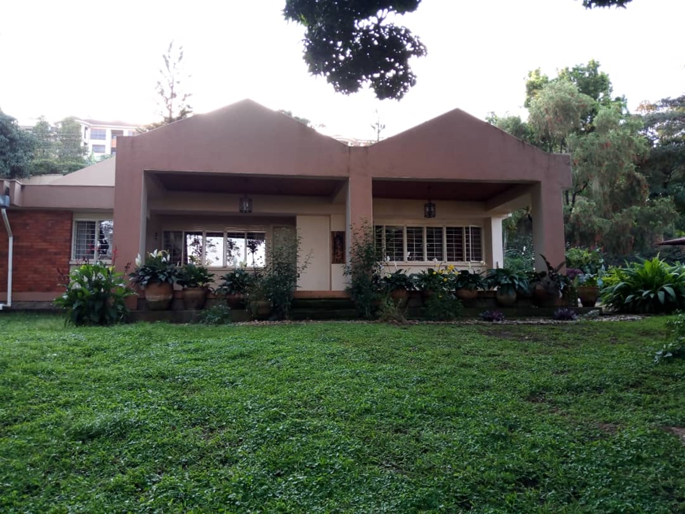 Bungalow for rent in Naguru Kampala