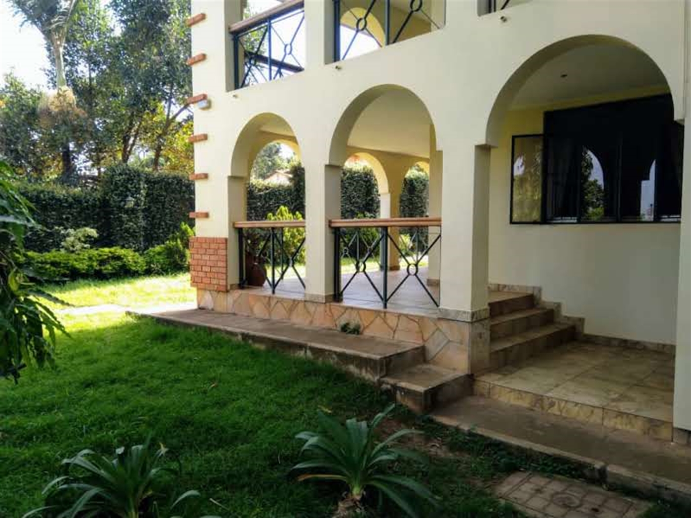 Maisonette for rent in Munyonyo Kampala