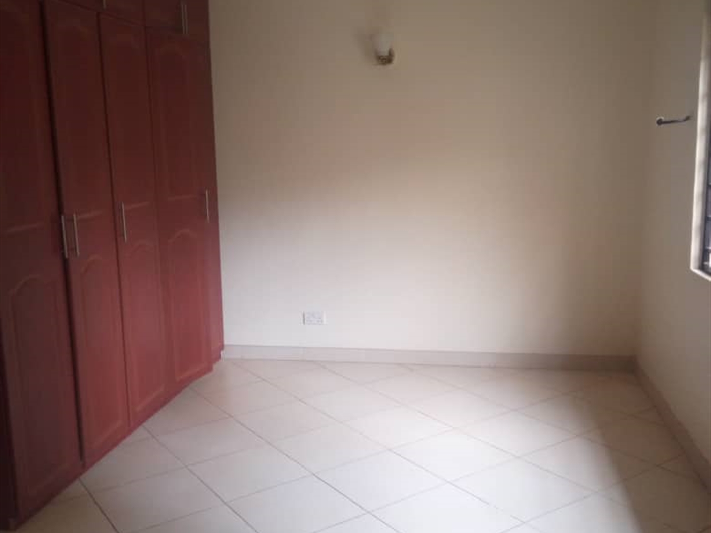 Duplex for rent in Muyenga Kampala