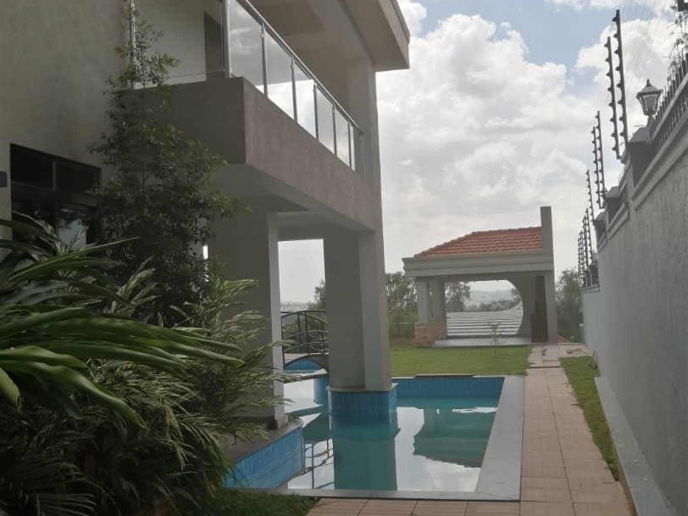 Storeyed house for sale in Mutungo Kampala