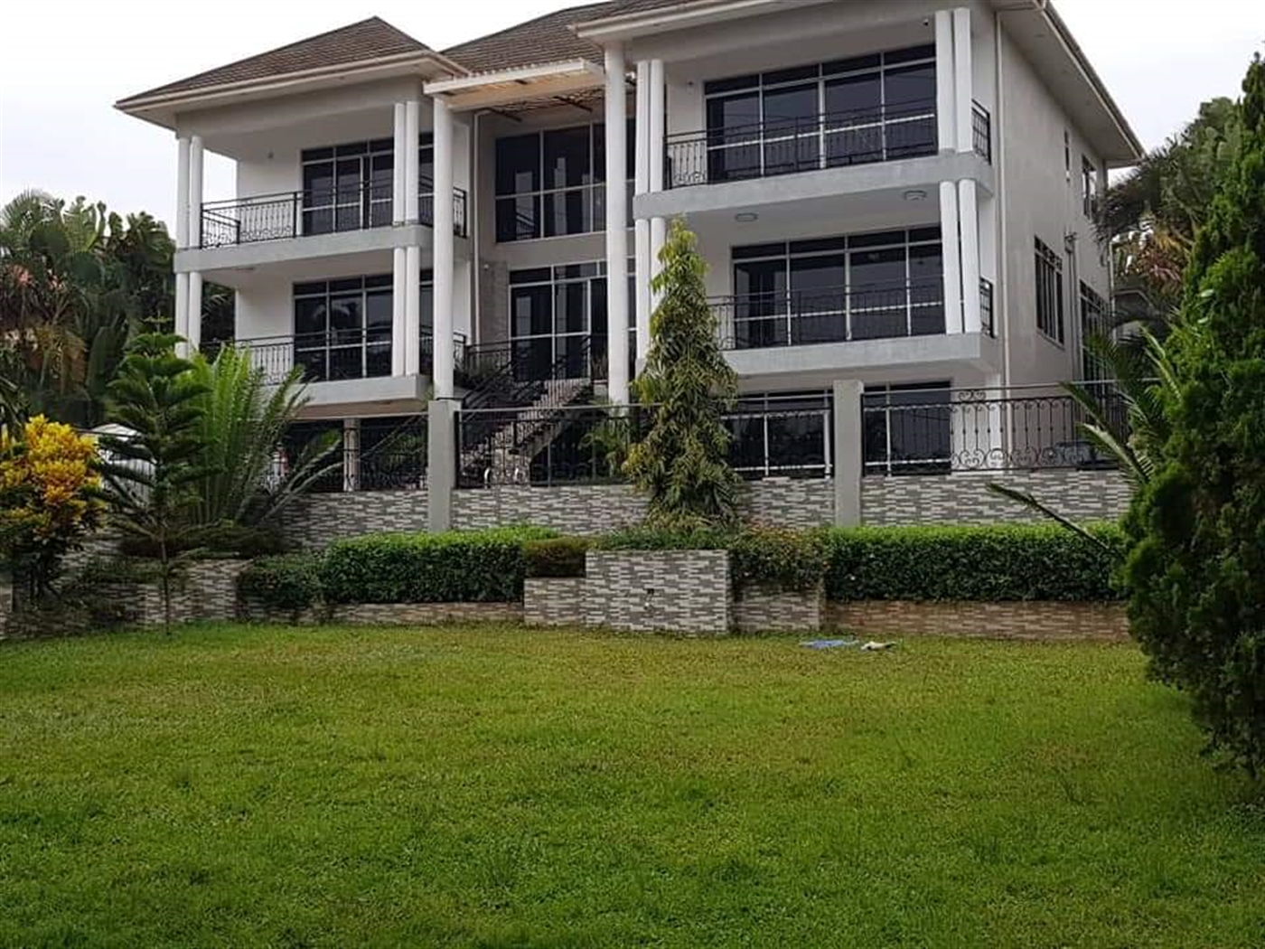 Maisonette for sale in Mbalwa Wakiso