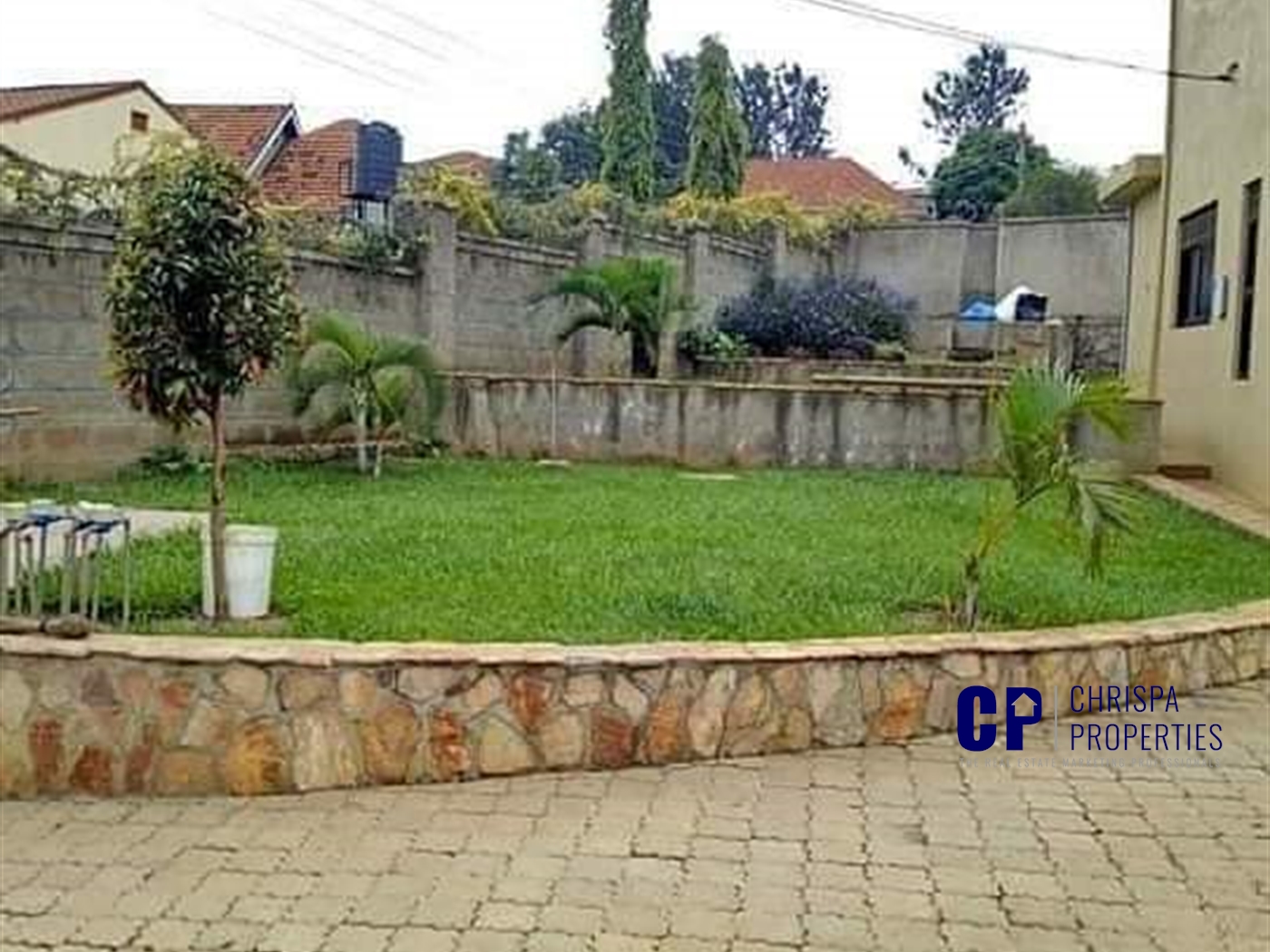 Duplex for rent in Ntinda Kampala