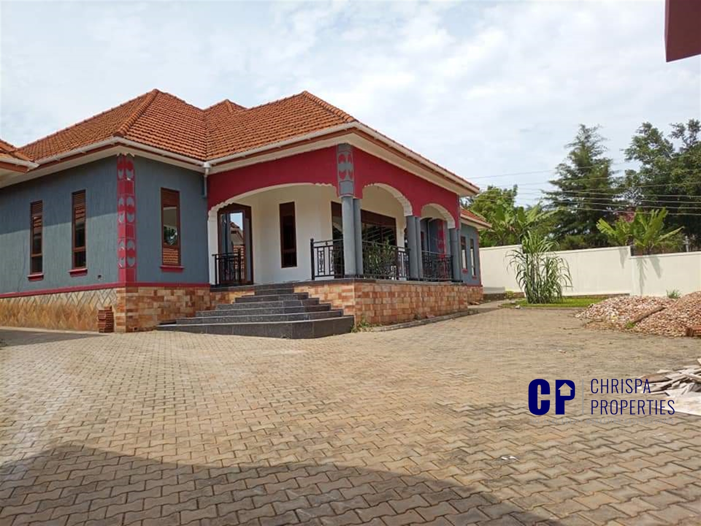 Bungalow for sale in Mutungo Kampala