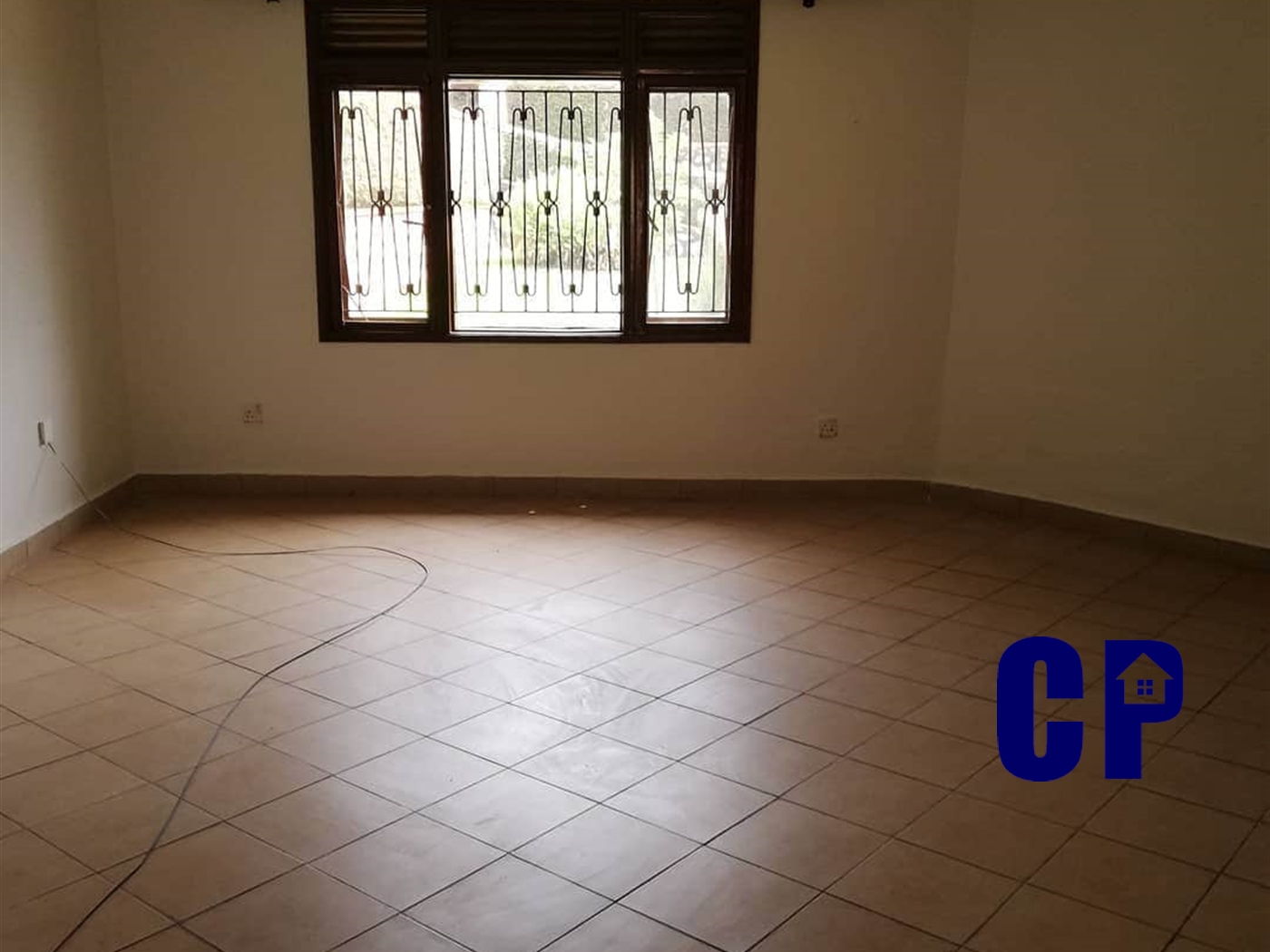 Duplex for rent in Naguru Kampala