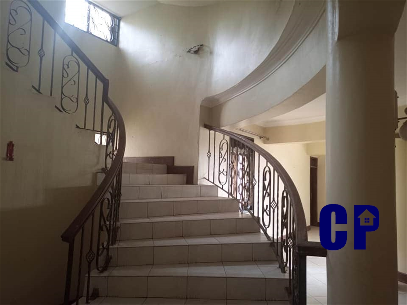 Mansion for rent in Mutungo Kampala