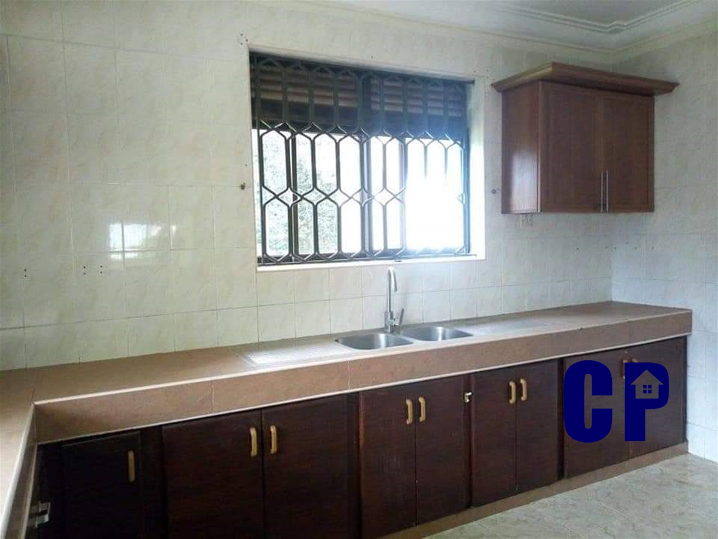 Storeyed house for rent in Naguru Kampala