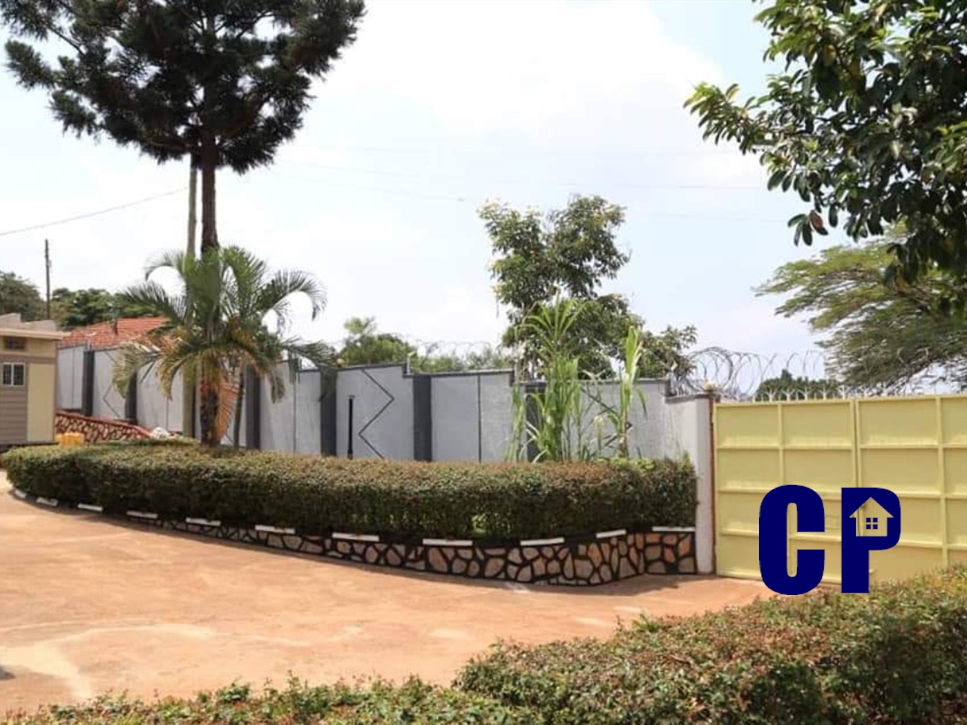 Bungalow for sale in Makindye Kampala