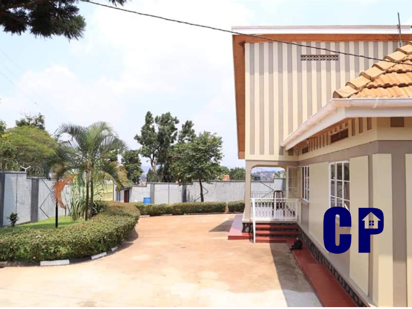 Bungalow for sale in Makindye Kampala