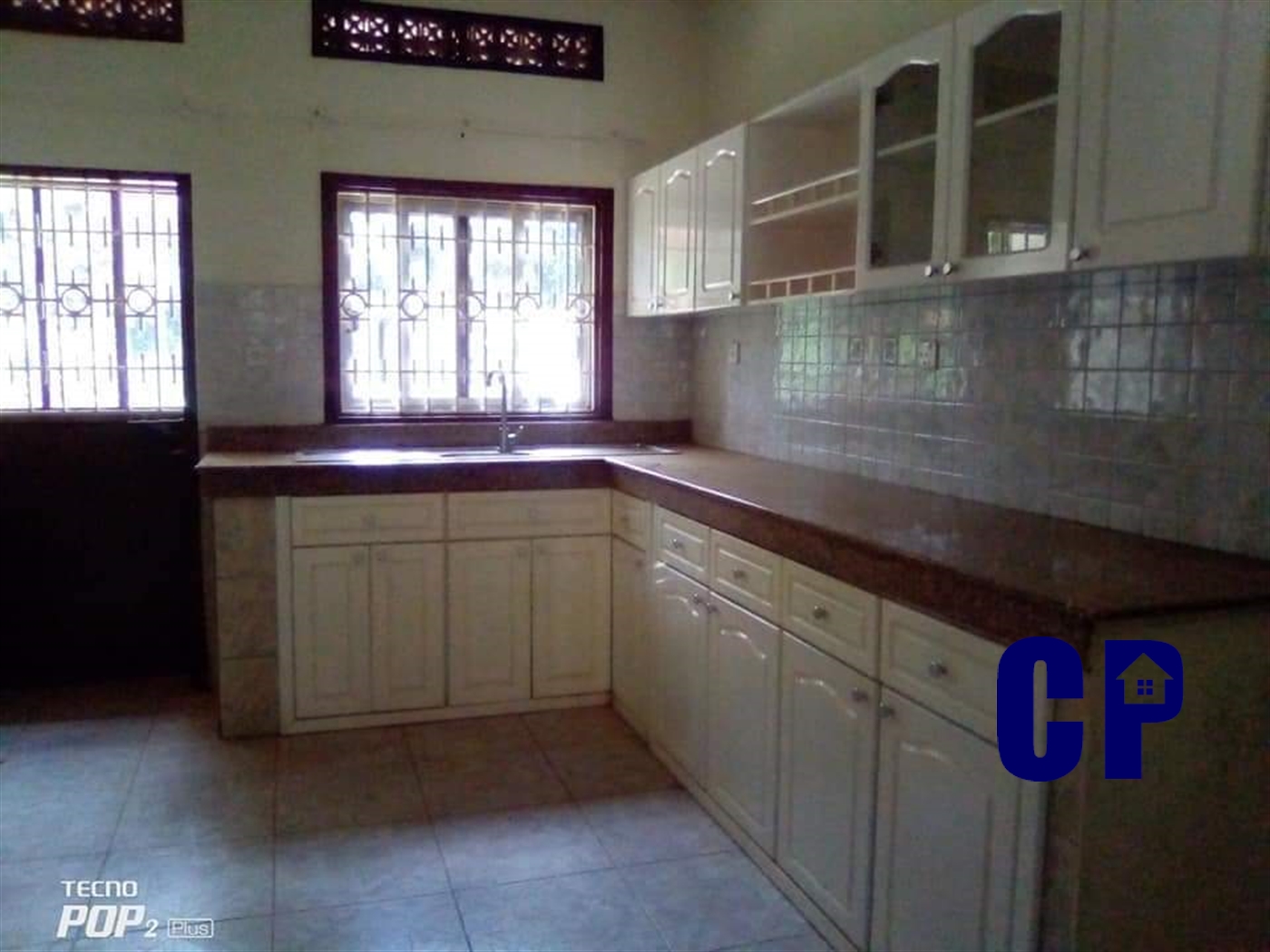 Bungalow for rent in Kololo Kampala