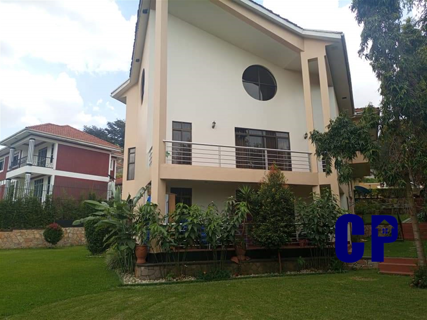 Storeyed house for rent in Muyenga Kampala