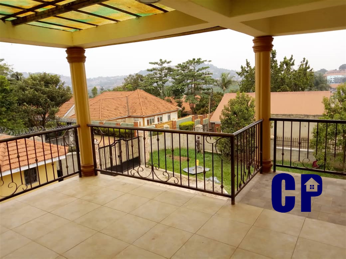 Storeyed house for rent in Lweza Wakiso