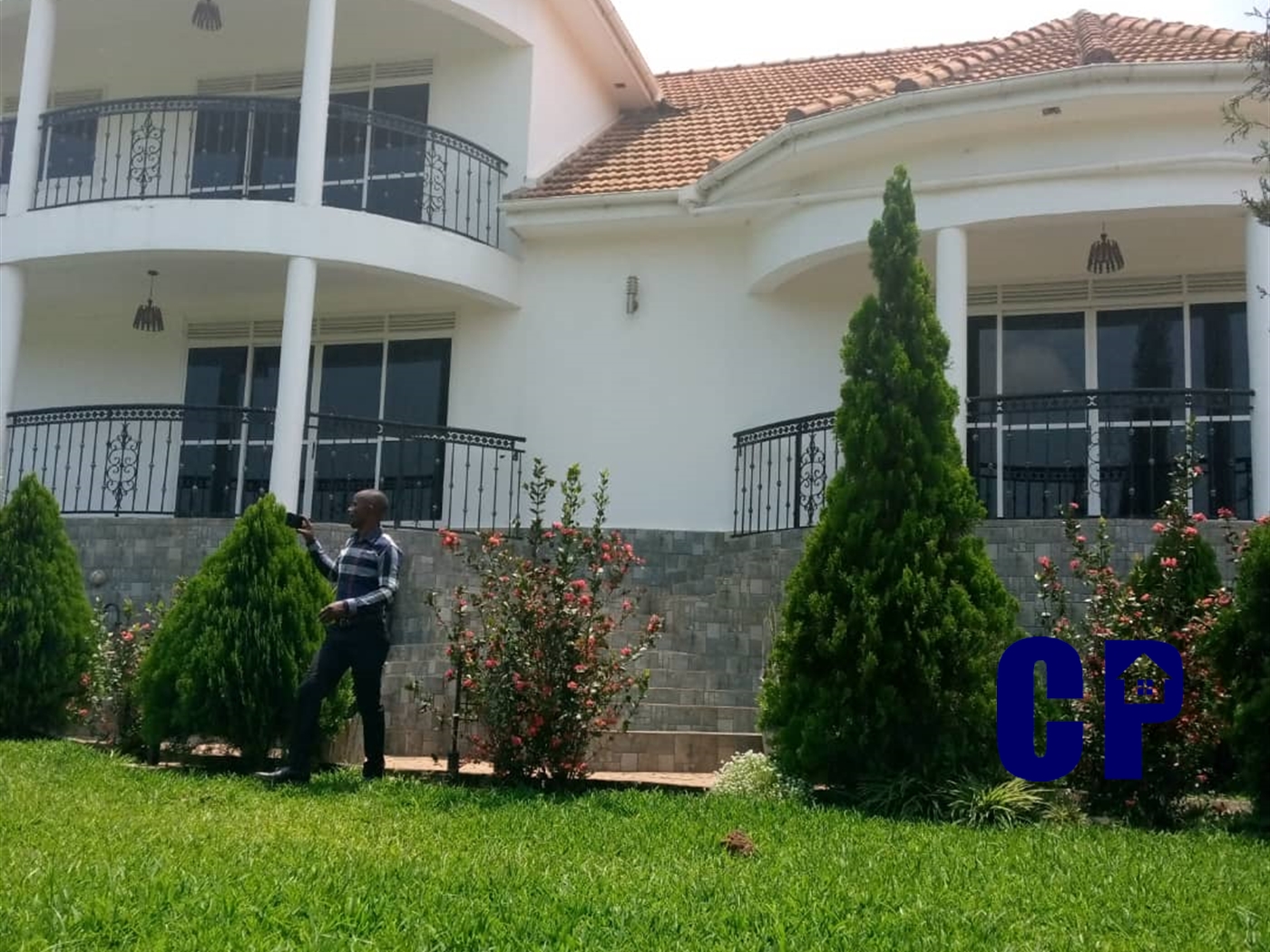 Storeyed house for sale in Akright Wakiso