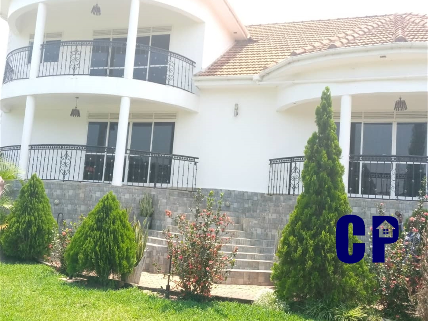 Storeyed house for sale in Akright Wakiso