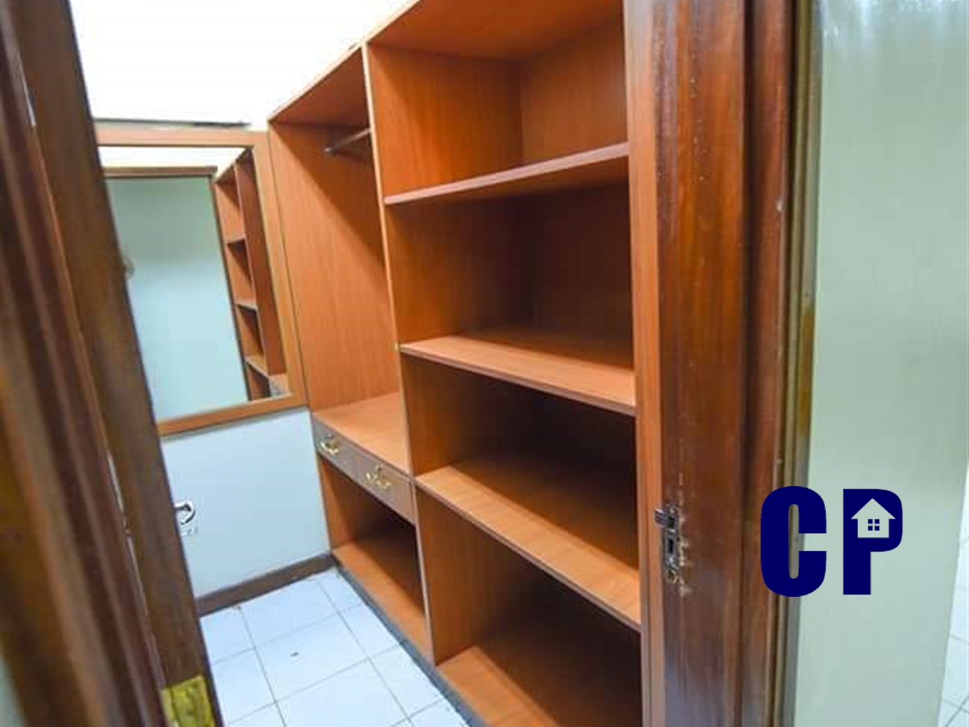 Apartment for rent in Bugoloobi Kampala