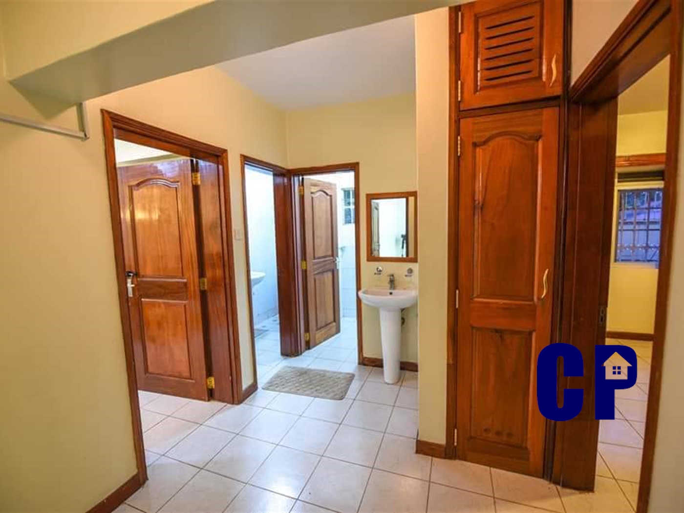 Apartment for rent in Bugoloobi Kampala