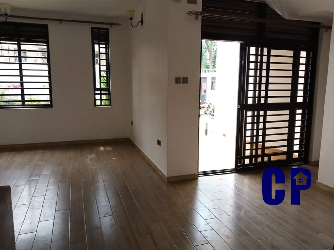 Storeyed house for rent in Kyaliwajjala Wakiso