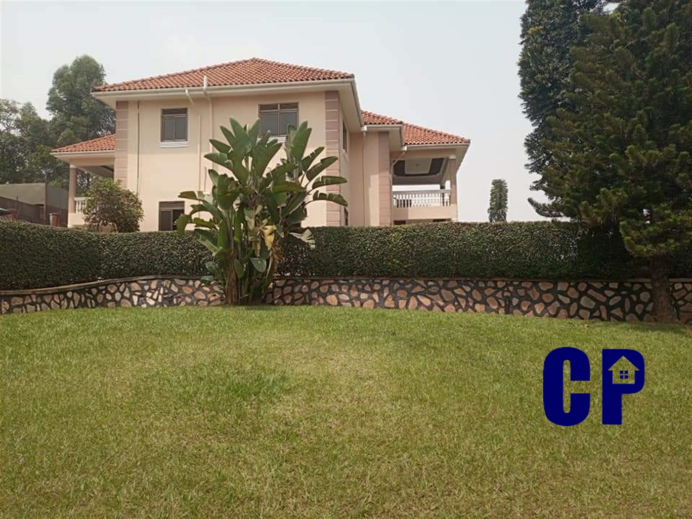 Storeyed house for rent in Kololo Kampala