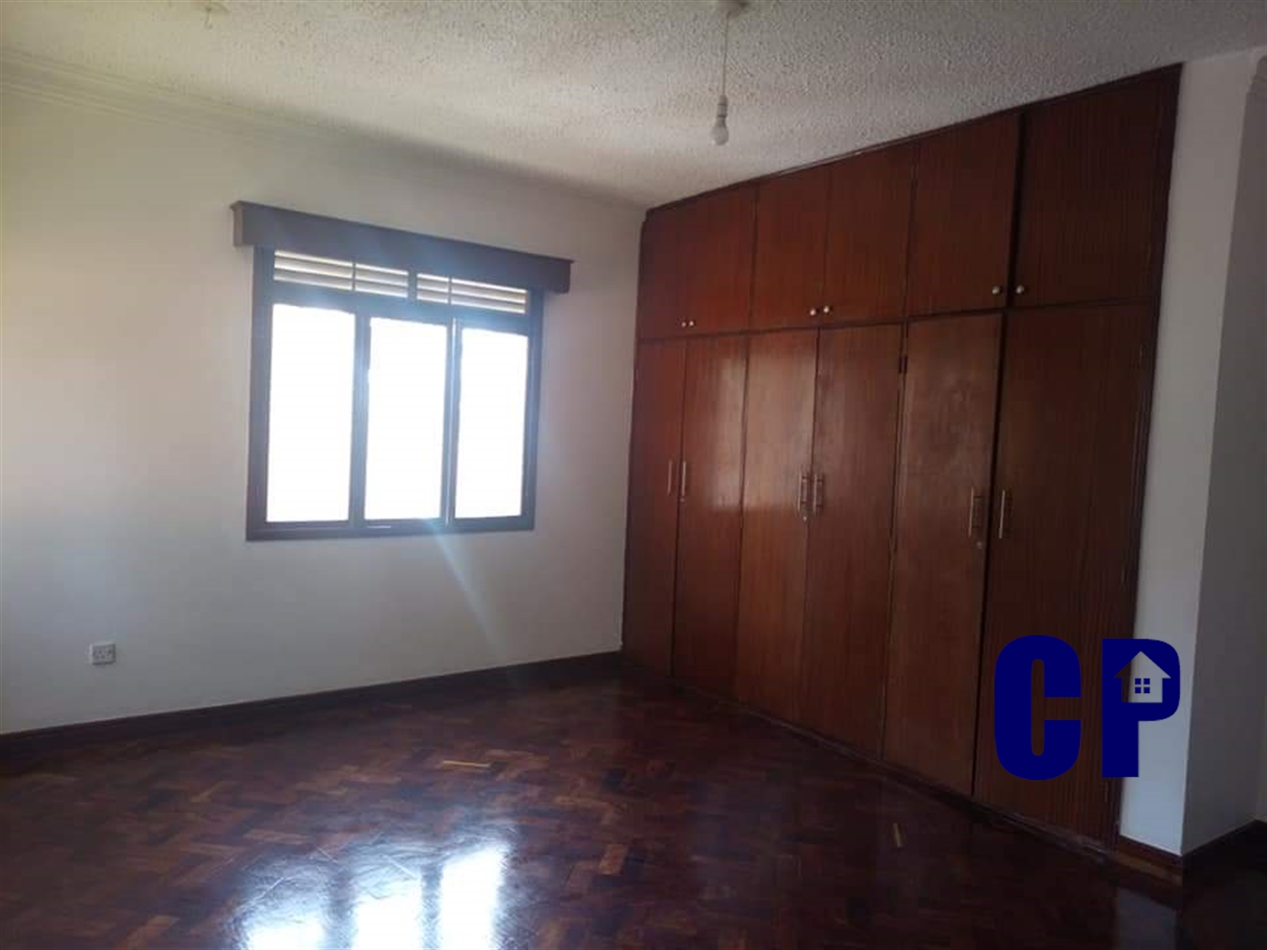 Storeyed house for rent in Bugoloobi Kampala