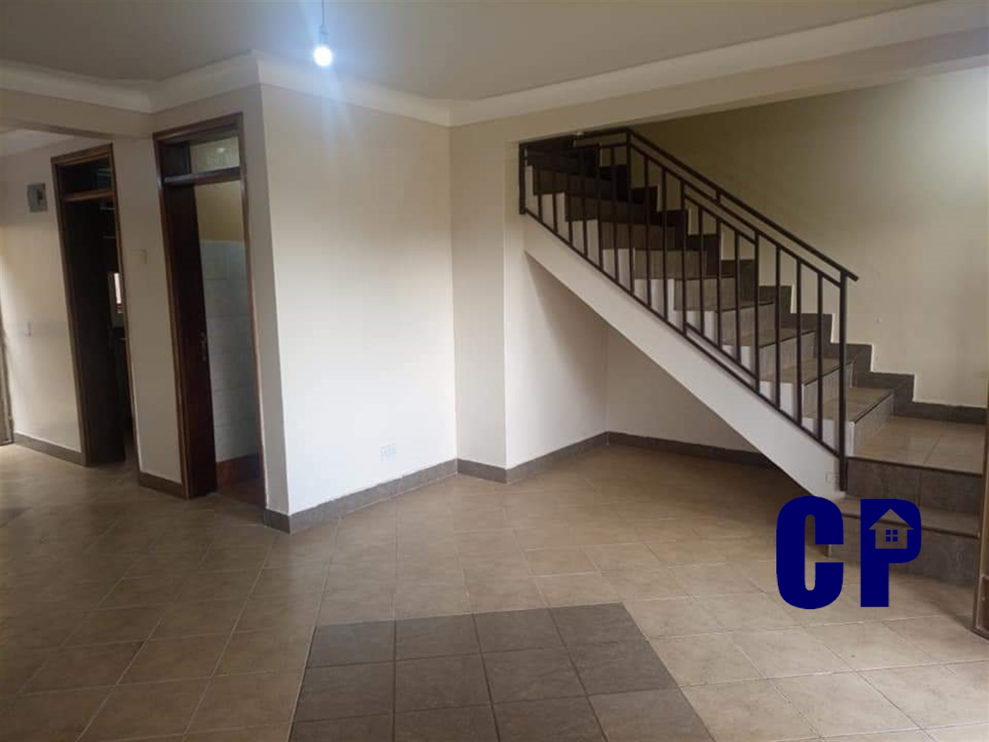 Town House for rent in Mbuya Kampala