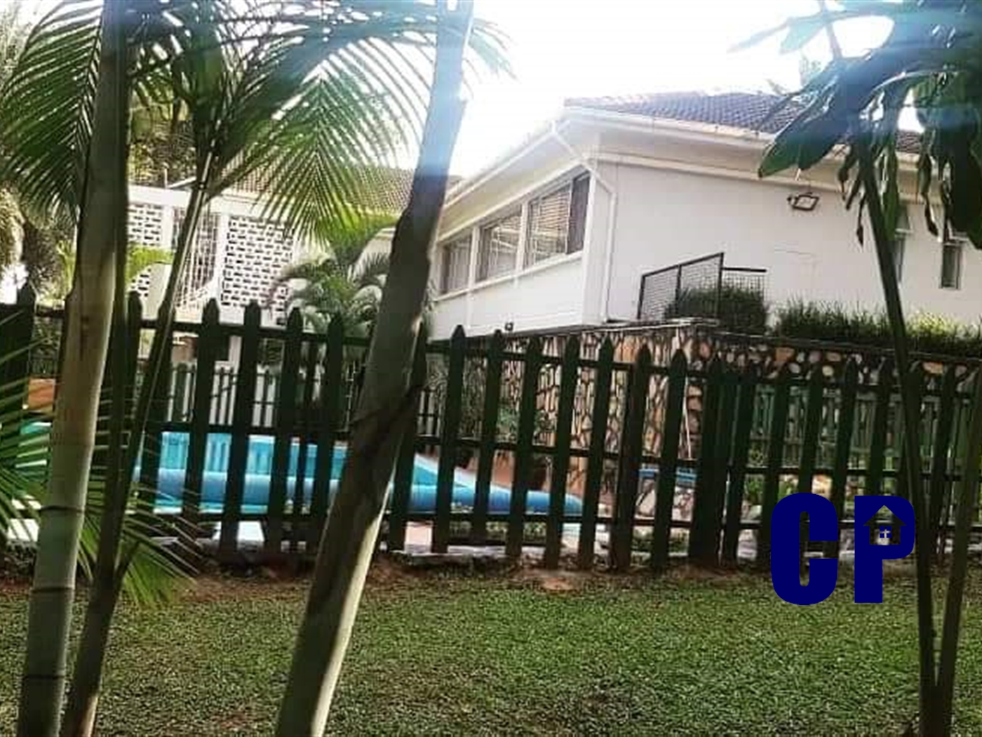 Storeyed house for rent in Mbuya Kampala