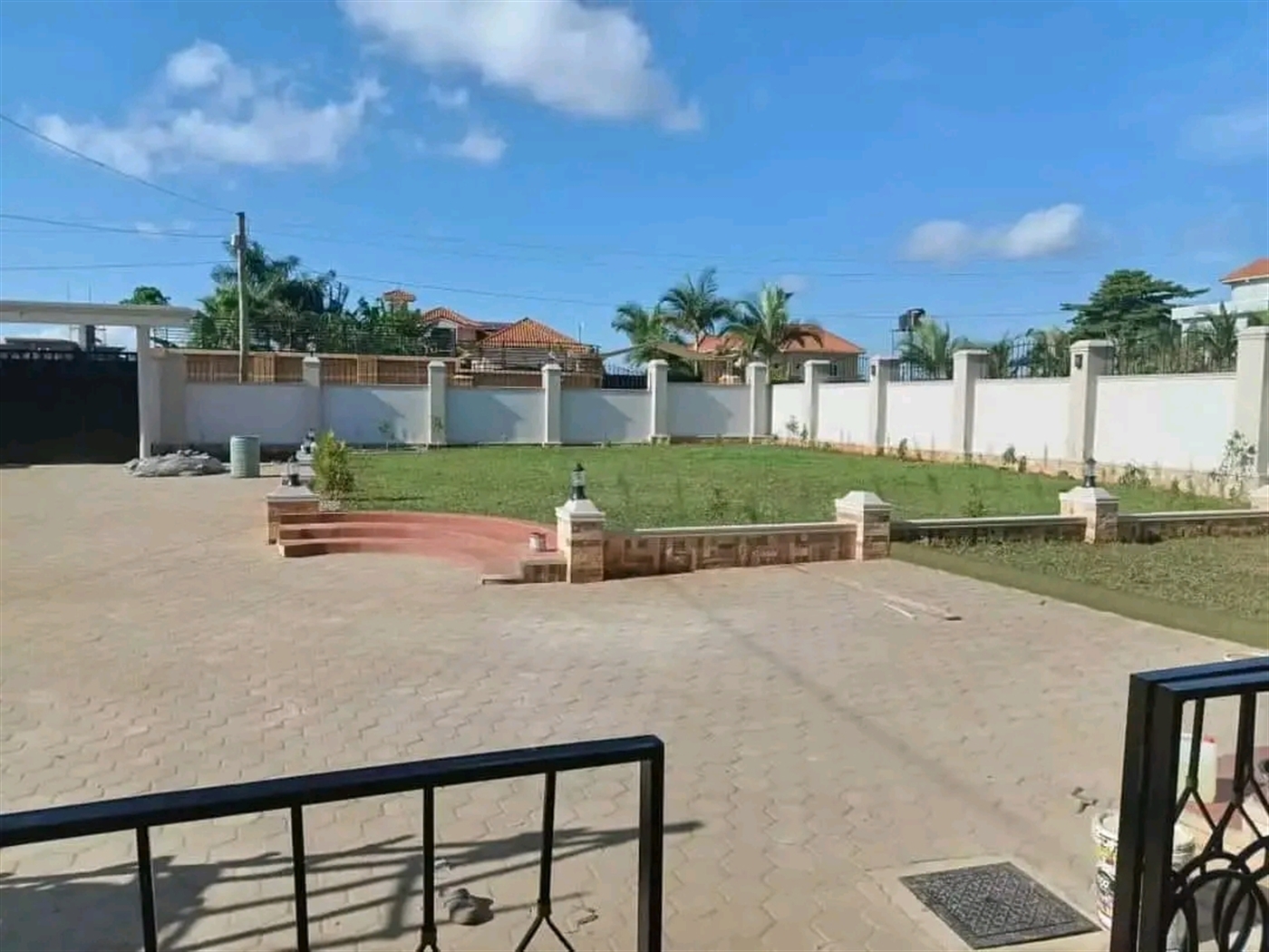 Villa for sale in Entebbe Wakiso