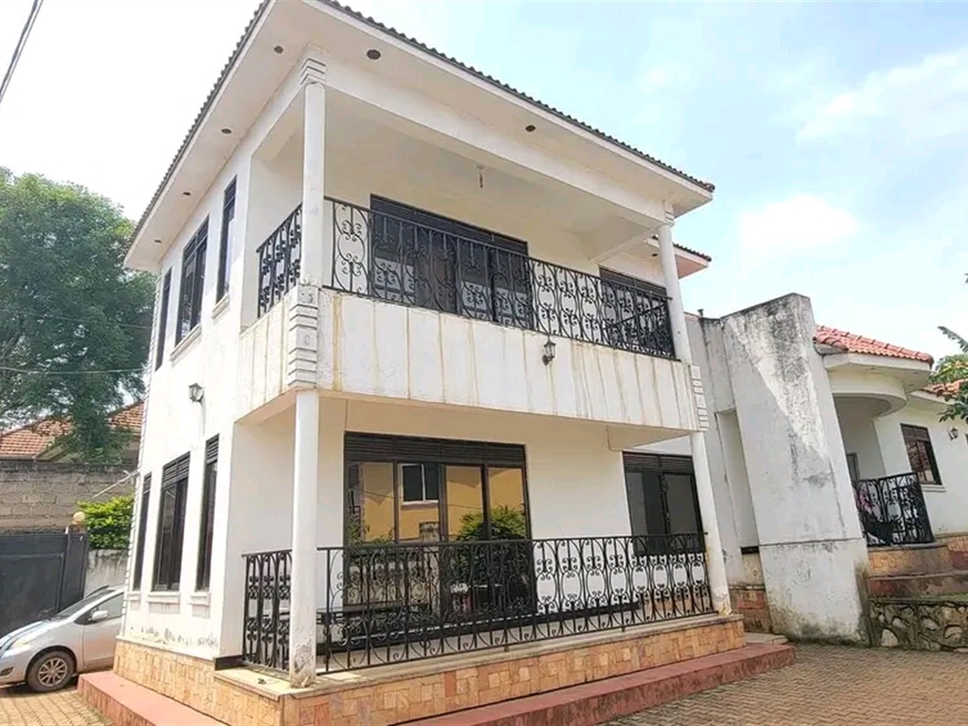 Villa for sale in Buwaate Wakiso