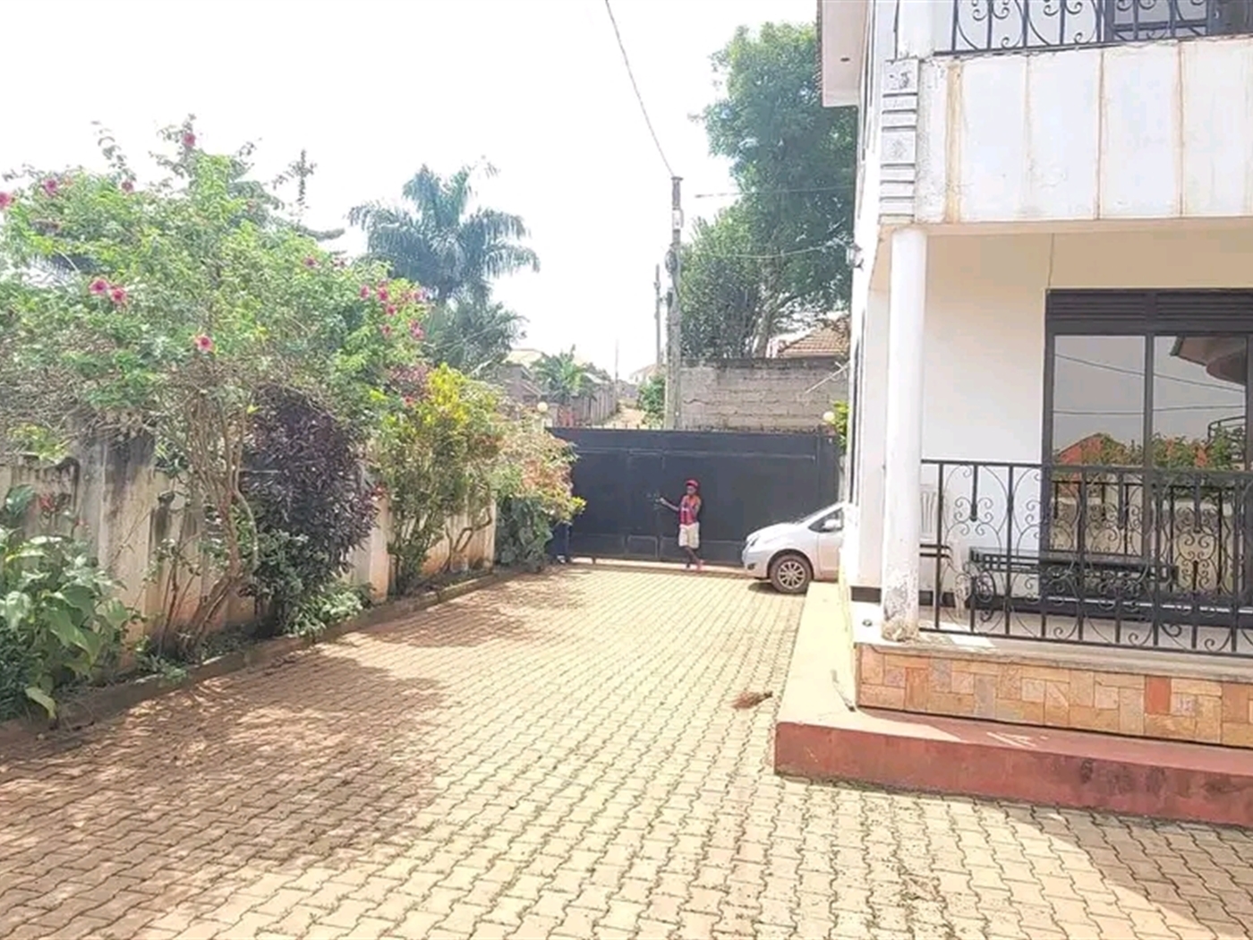 Villa for sale in Buwaate Wakiso