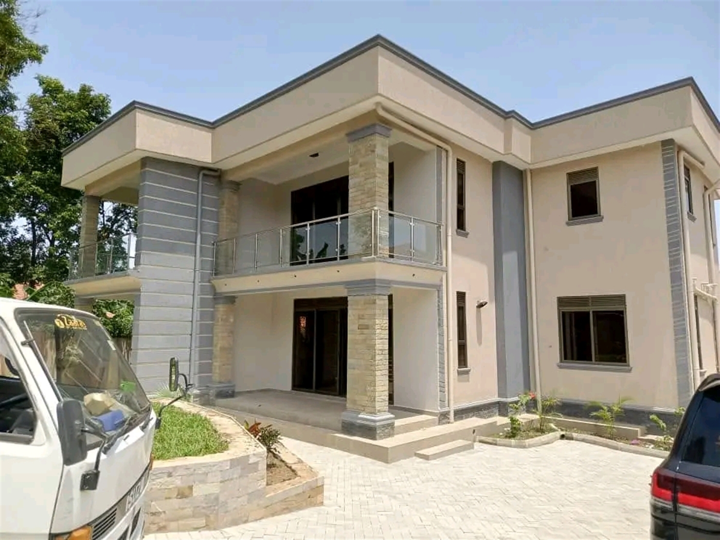 Villa for sale in Naalya Wakiso