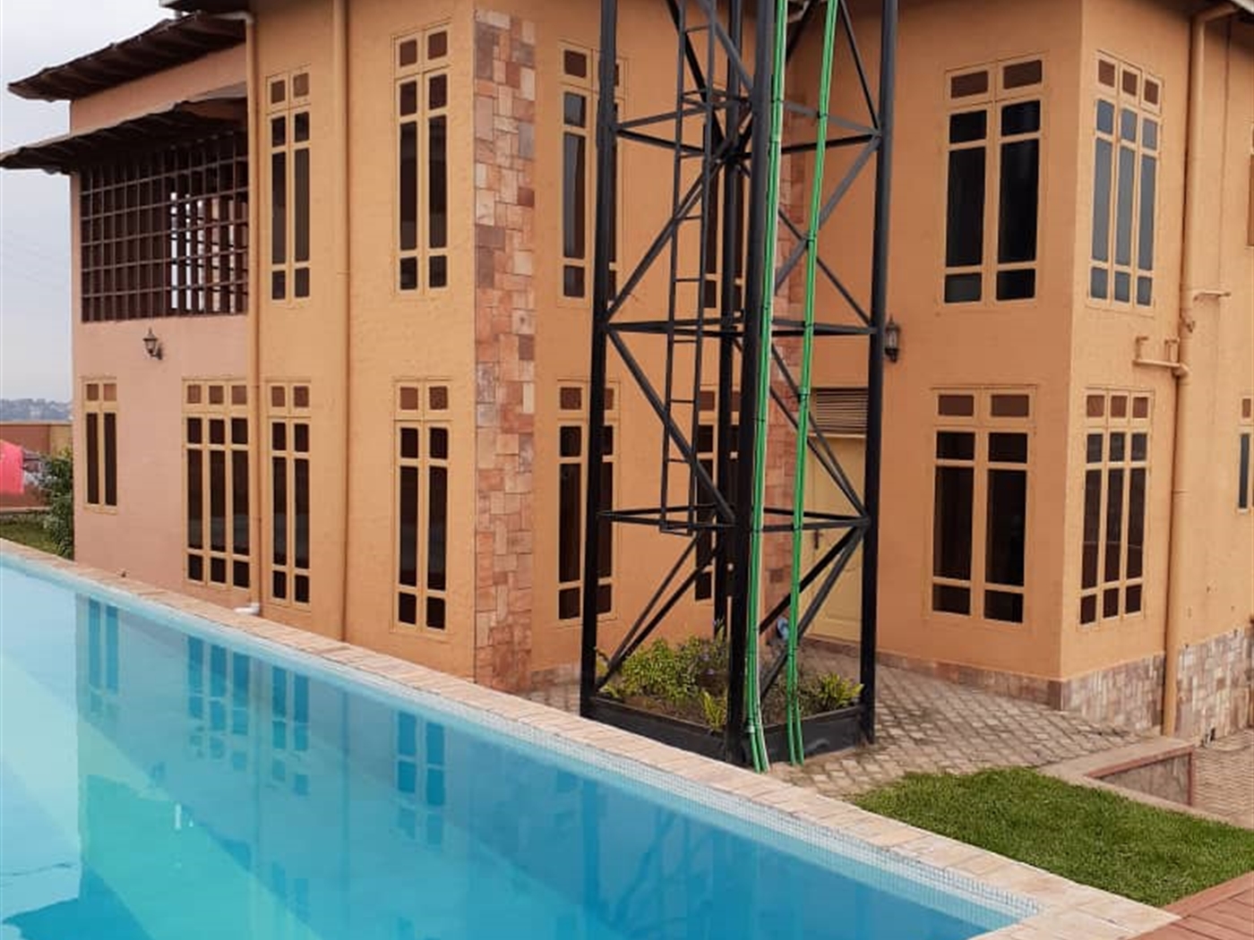 Villa for sale in Kabuuma Wakiso