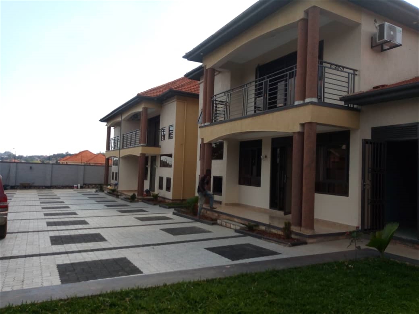 Town House for rent in Muyenga Kampala