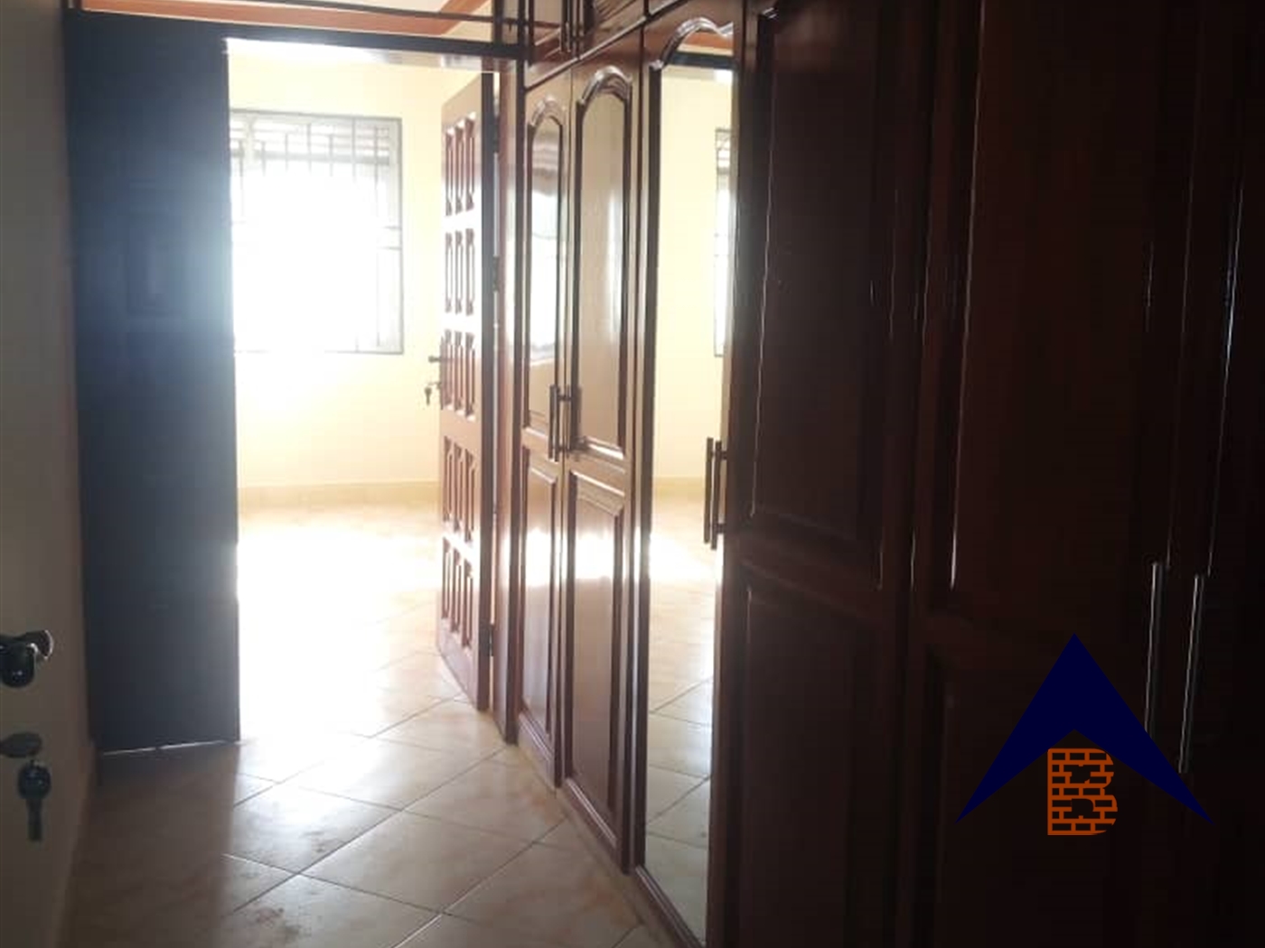 Storeyed house for rent in Muyenga Kampala